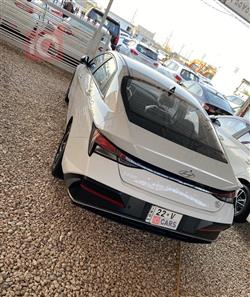 هیوندای ئەلەنترا